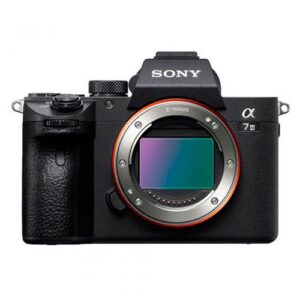 Cámara Sony Alpha A7 III solo Cuerpo + Memoria y Estuche